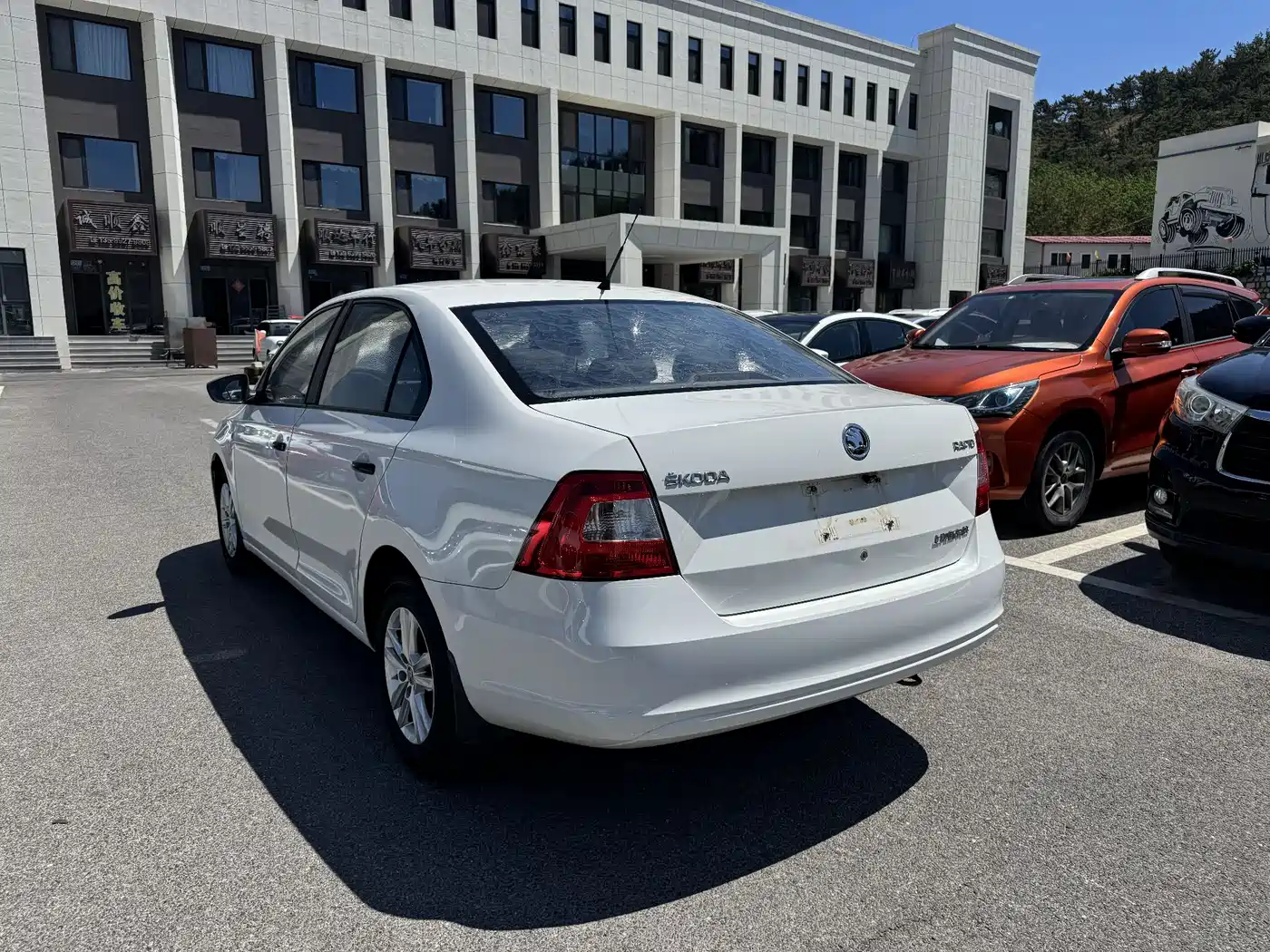 Škoda Rapid 2016 1.4L Manual Forward Edition фото 10