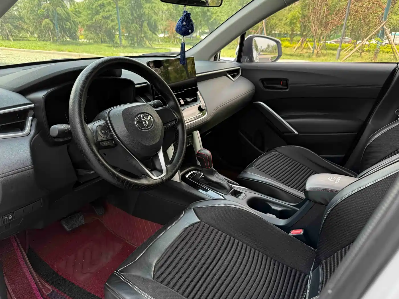 Toyota Frontlander 2024 2.0L CVT Elite Edition фото 5