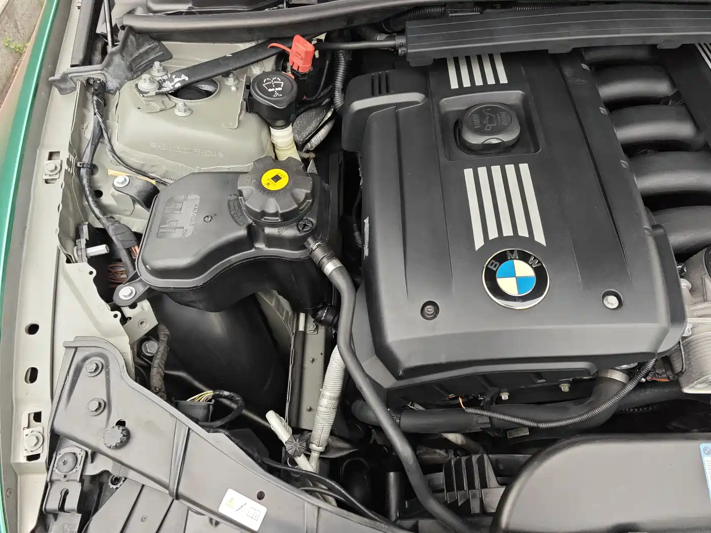 BMW 3 Series (Import) 2009 Model 330i Convertible фото 13
