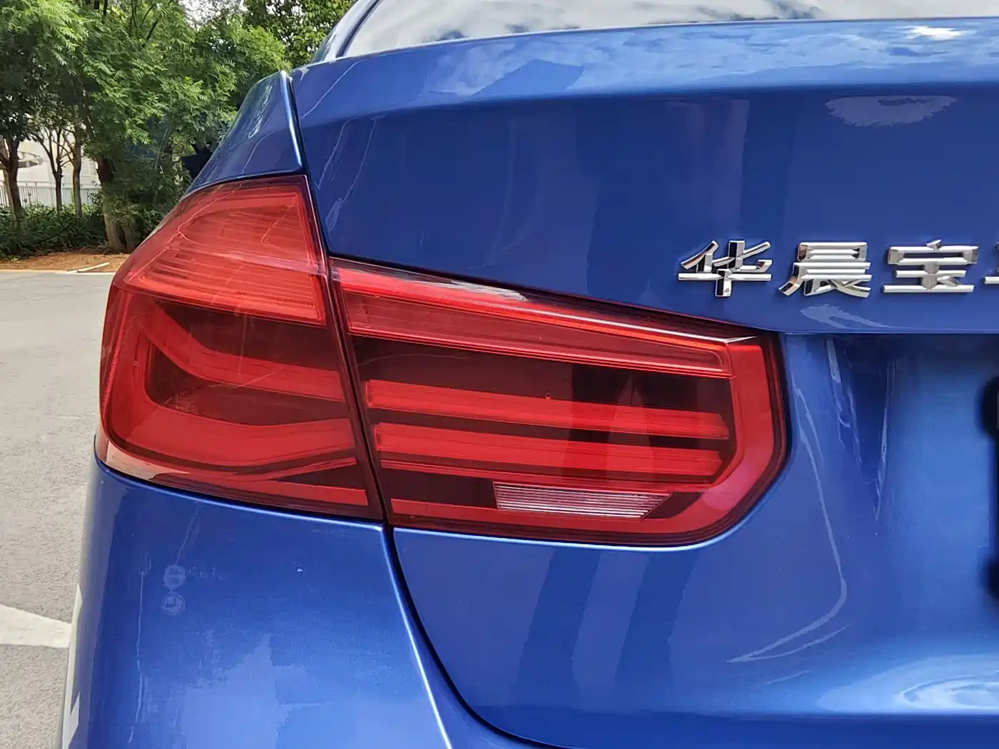 BMW 3 Series 2017 320i M Sport фото 27