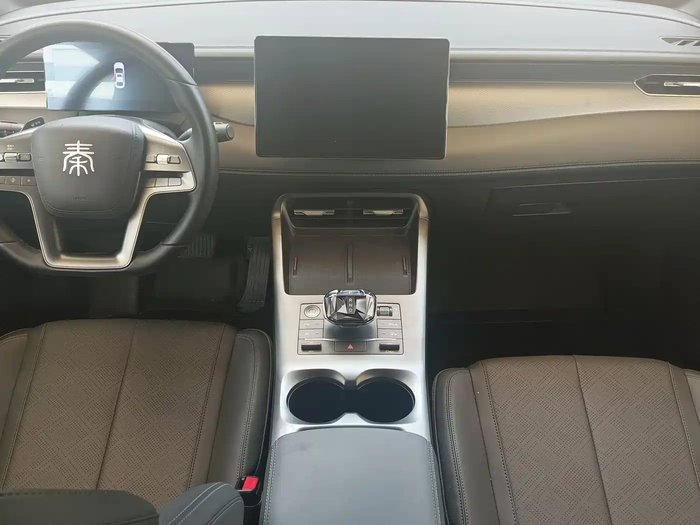 BYD Qin PLUS 2025 DM-i Smart Drive Edition 120KM Surpassing Type фото 8
