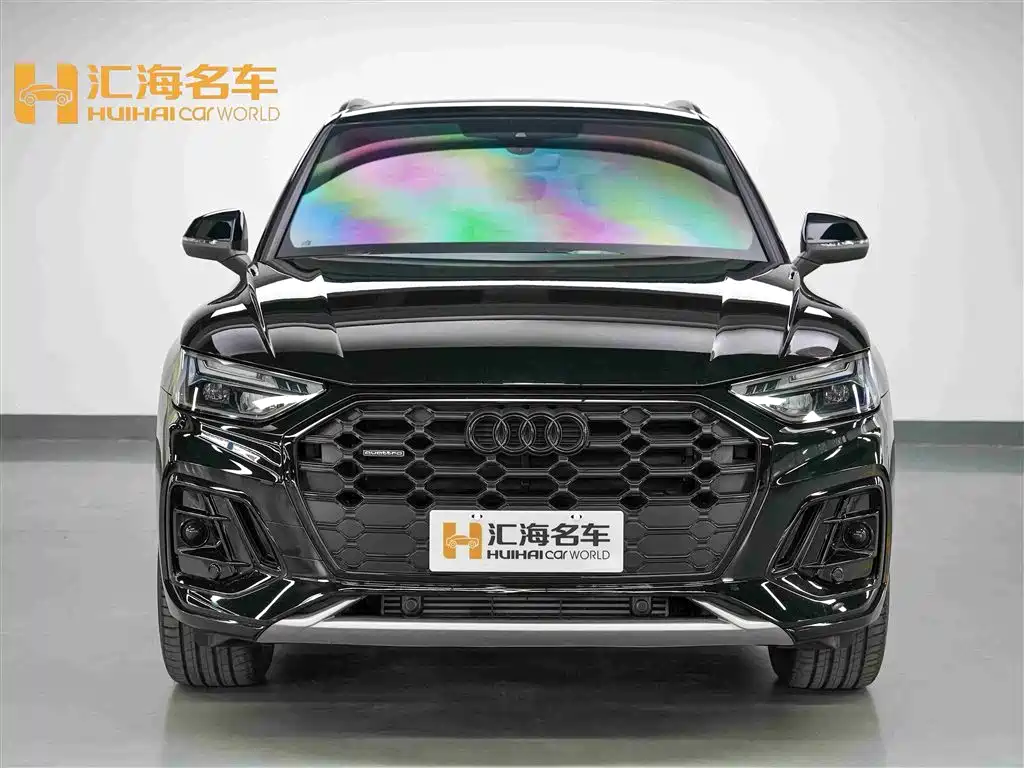 Audi Q5L 2025 45th Anniversary Edition 40 TFSI Luxury Sport фото 2