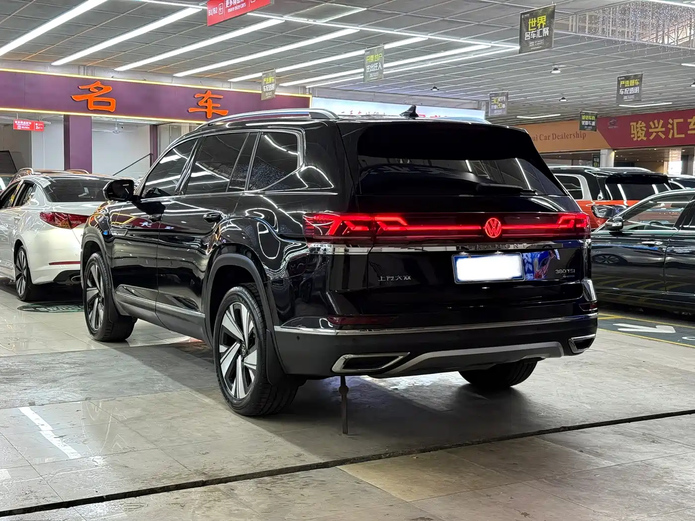 Volkswagen Teramont 2024 380TSI 4WD Prestige Luxury Edition фото 7