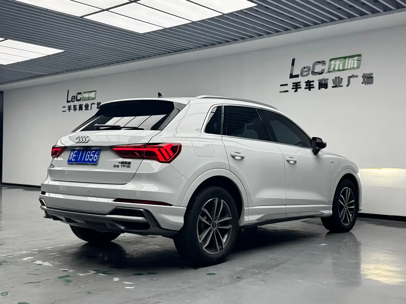 Audi Q3 2023 35 TFSI Progressive Dynamic (1.4T) фото 14