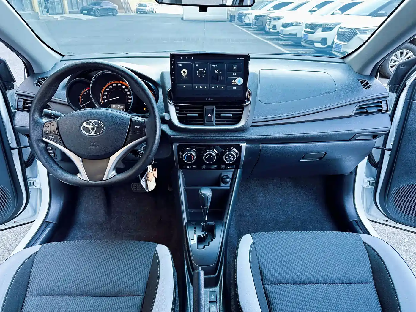Toyota YARiS L Zhi Xuan 2022 Zhi Xuan X 1.5L CVT Leading PLUS Edition фото 8