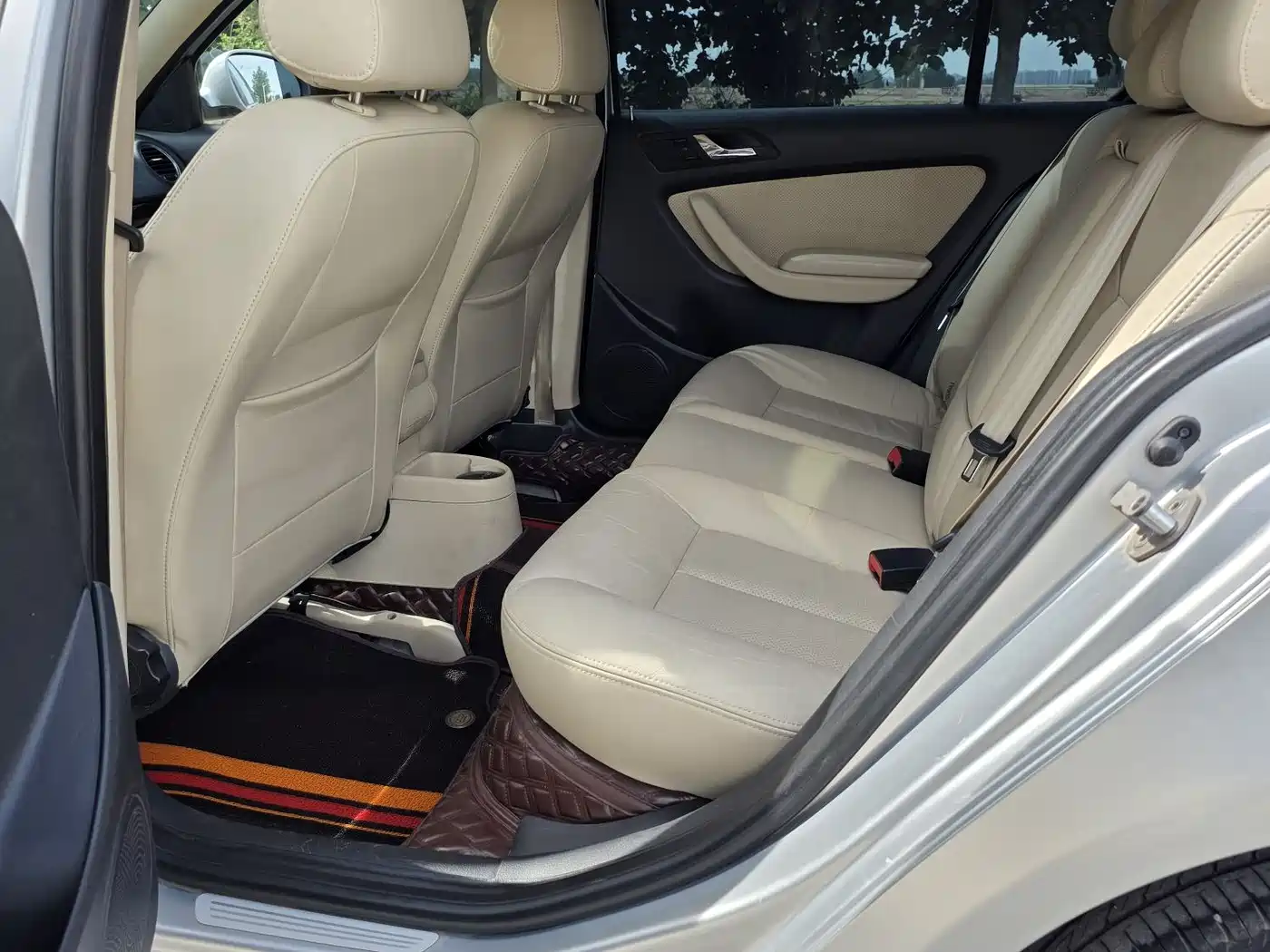 Volkswagen Lavida 2010 1.4TSI Sport Edition фото 10