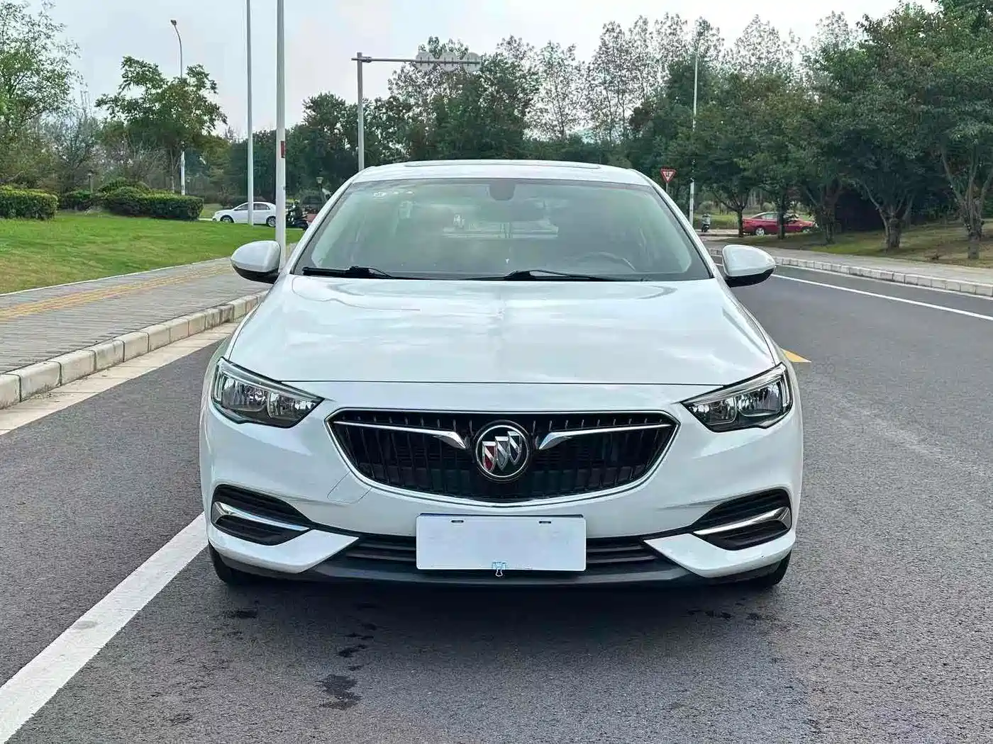 Buick Regal 2019 20T Elite China VI фото 3