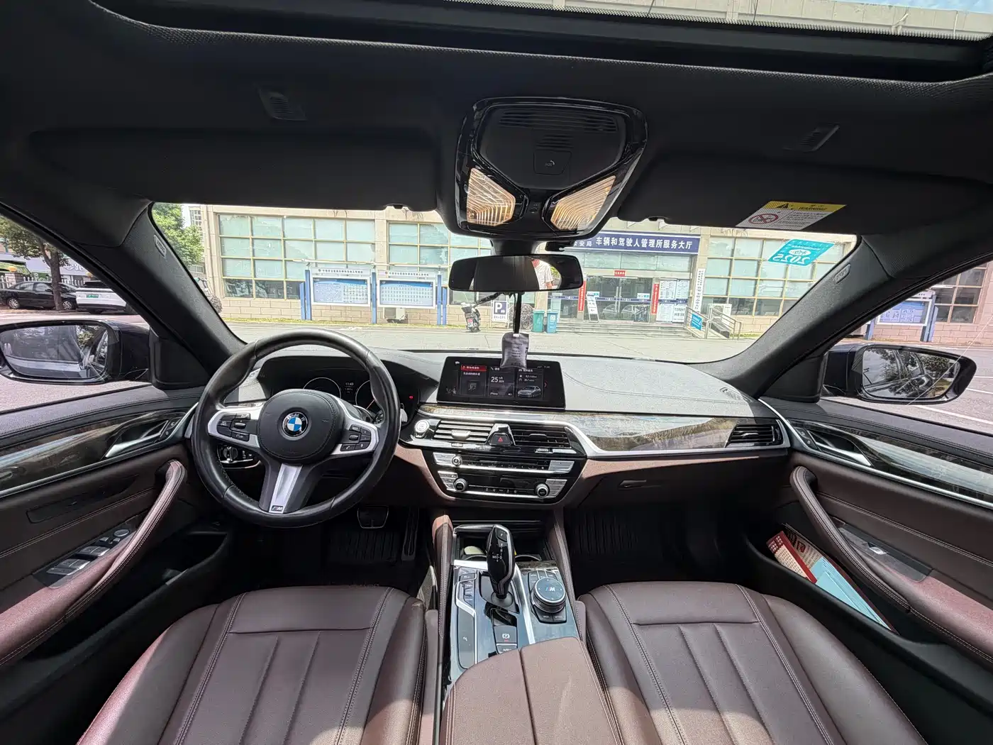 BMW 5 Series 2019 Facelift 525Li M Sport Package фото 6