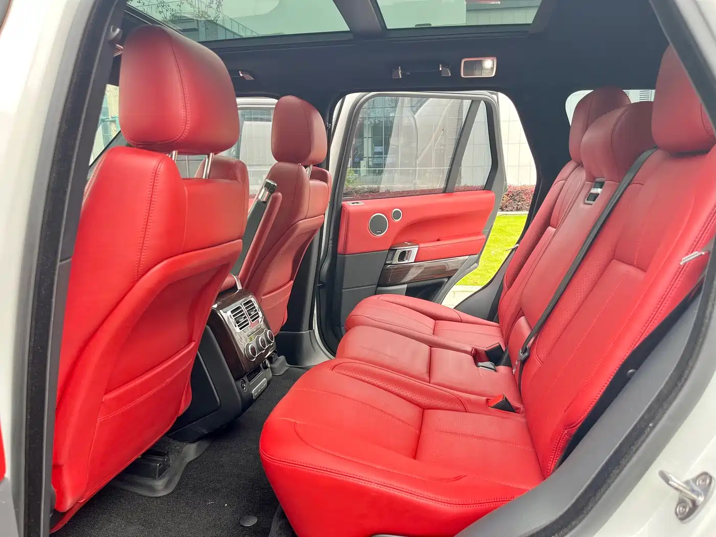 Land Rover Range Rover 2015 3.0 TDV6 Vogue фото 12