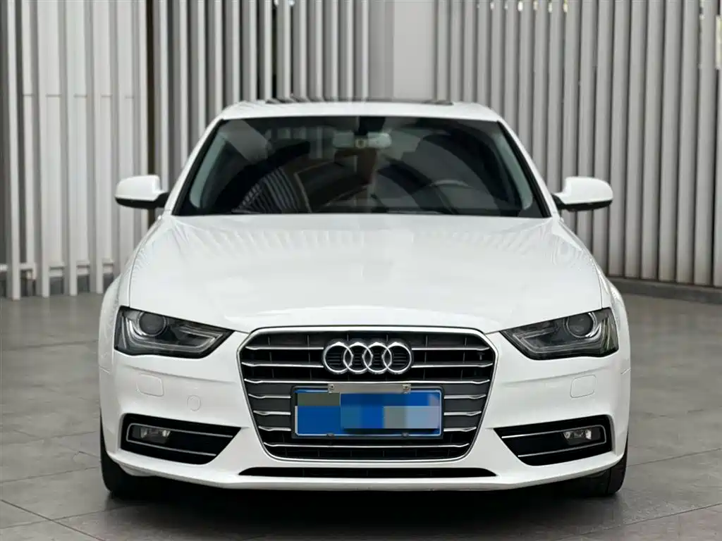 Audi A4L 2016 30 TFSI Collector's Edition Automatic Comfort фото 3