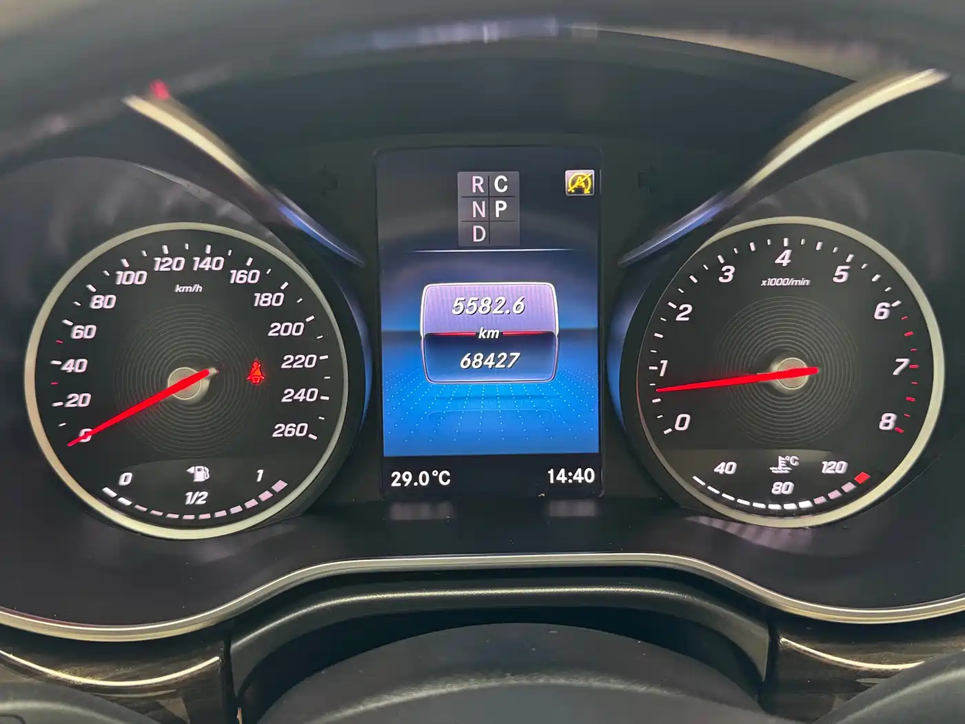Mercedes-Benz V-Class 2021 V 260 L Long Wheelbase Luxury Edition фото 14