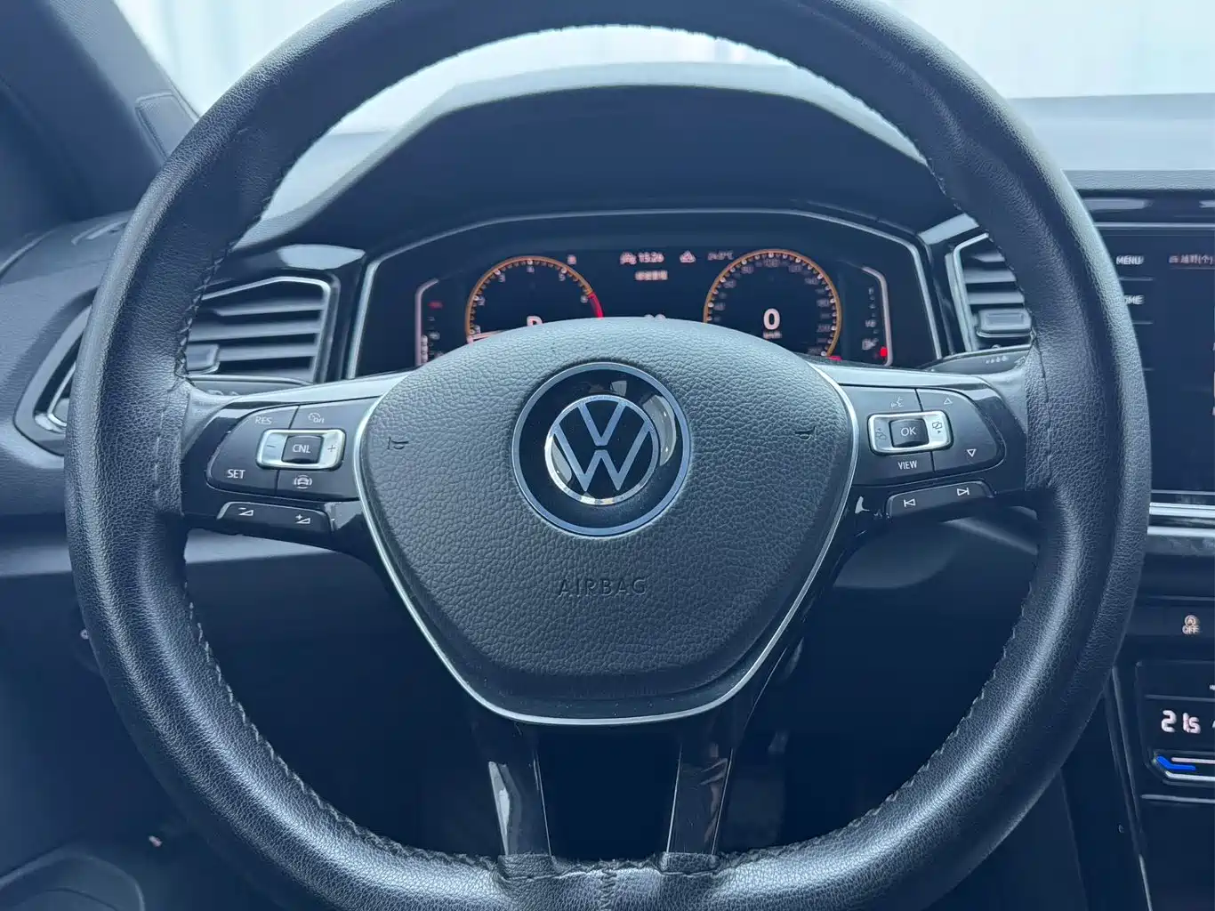 Volkswagen T-ROC 2021 280TSI DSG 4WD Luxury Connected фото 12