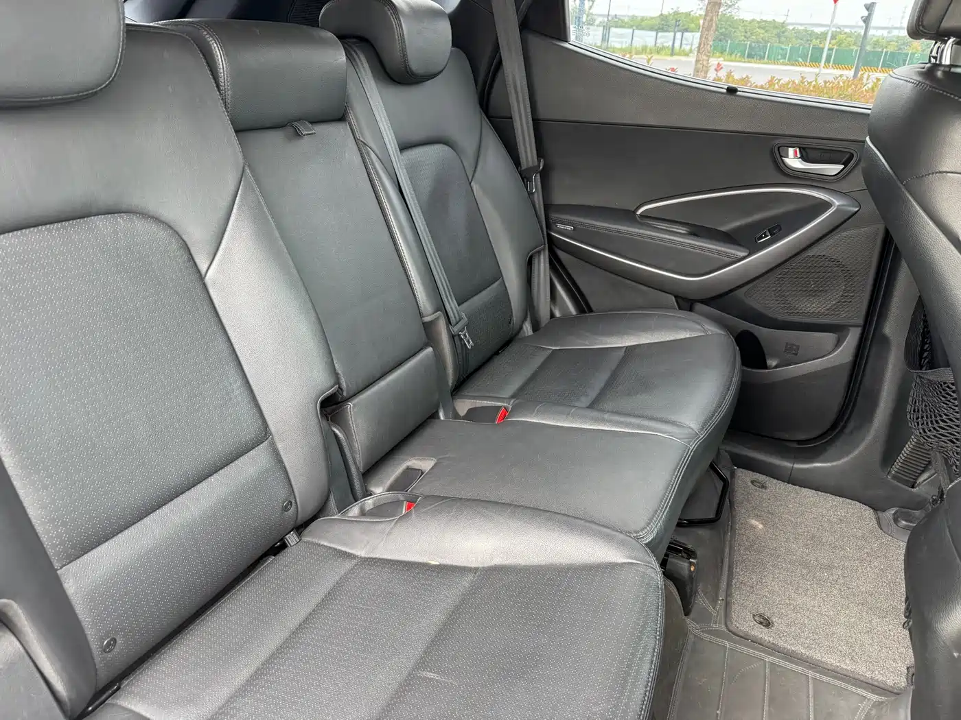 Hyundai Santa Fe 2013 Facelift 2.4L Automatic 4WD Smart фото 18
