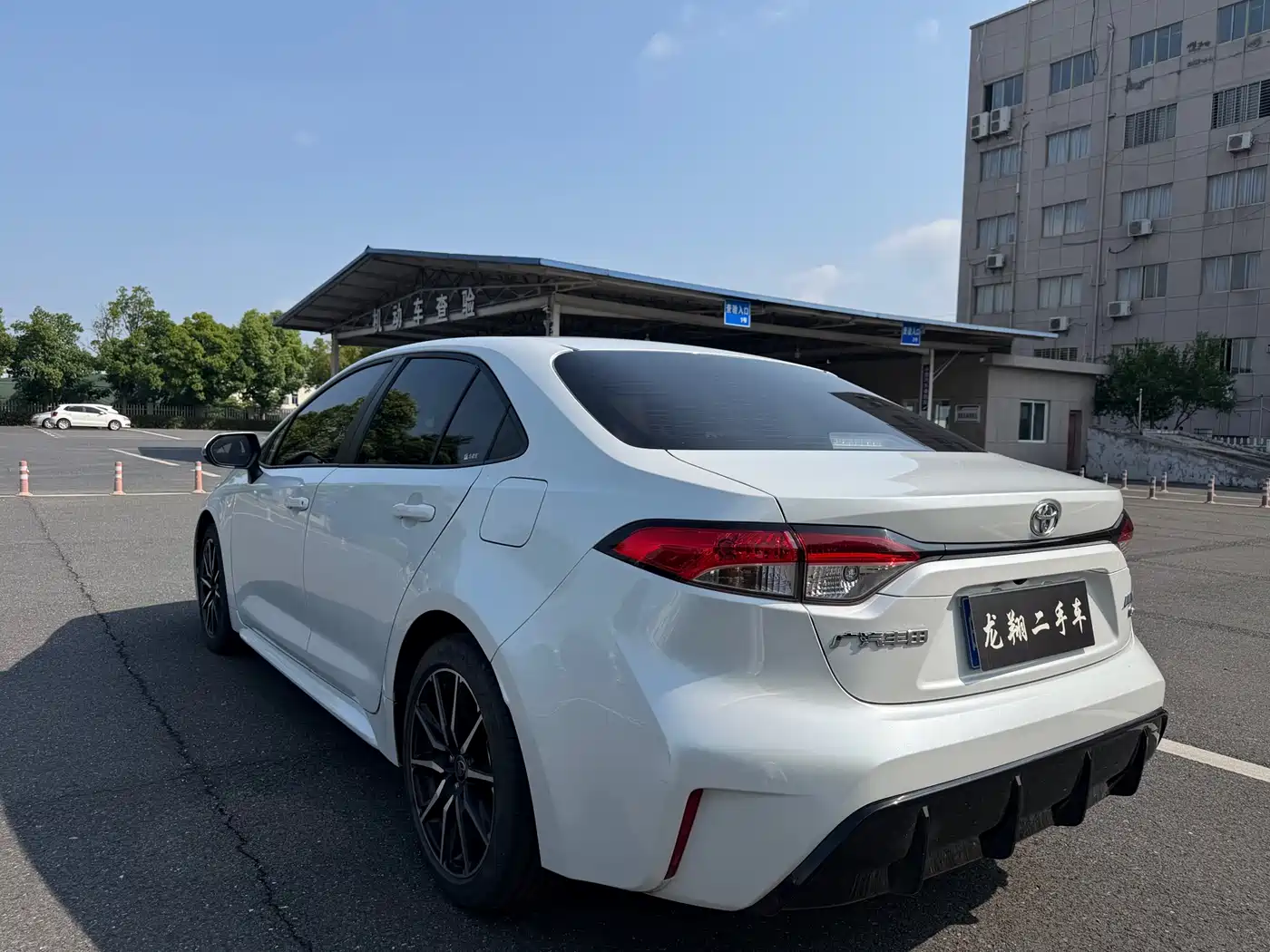 Toyota Levin 2024 185T CVT Sport Edition фото 7