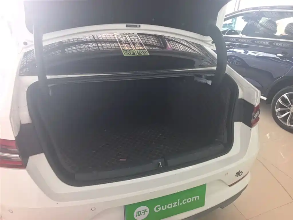 BYD Qin Pro 2018 1.5TI Automatic Smart Connected Premium Edition фото 19
