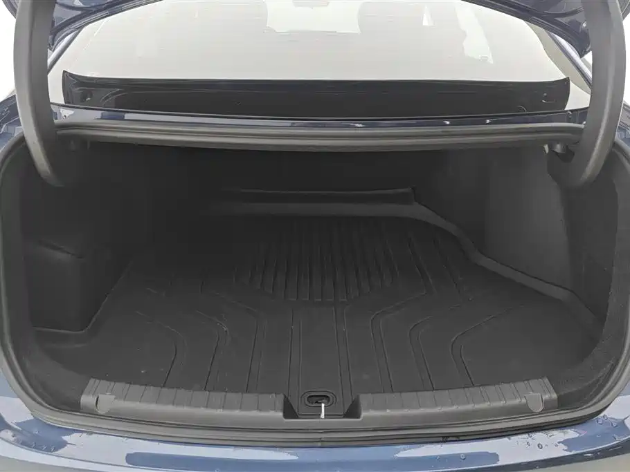 Geely Galaxy Galaxy A7 2025 EM-i 150km Explorer+ Edition фото 4