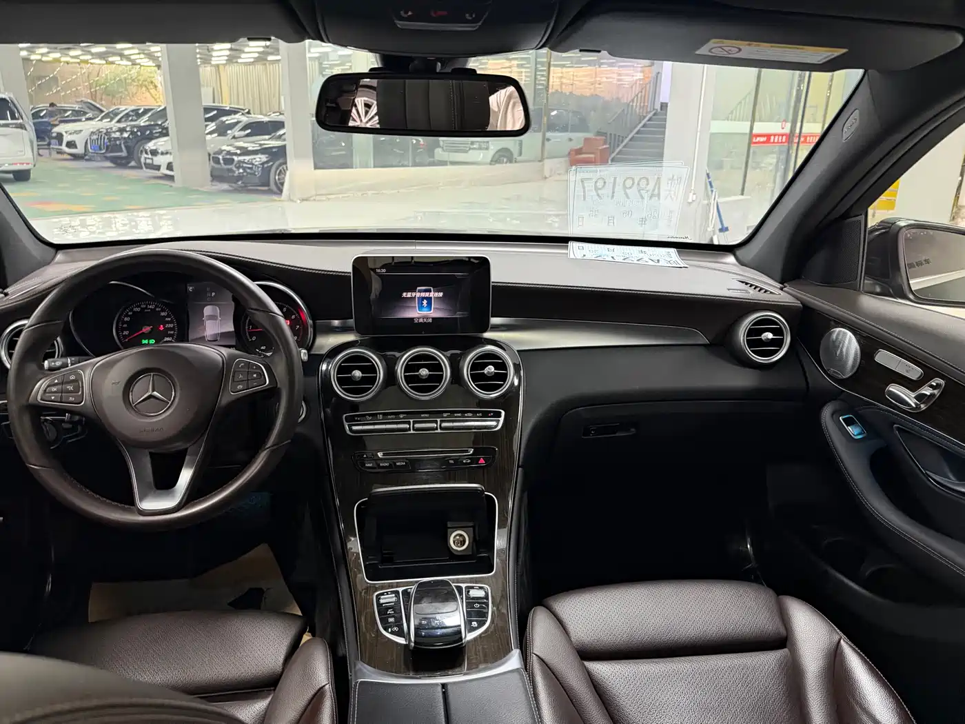 Mercedes-Benz GLC 2018 GLC 260 4MATIC Dynamic фото 5