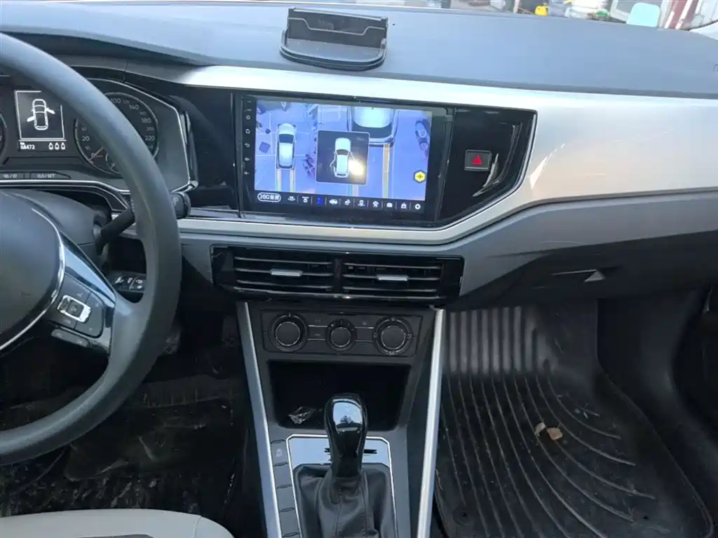 Volkswagen Polo 2019 Plus 1.5L Automatic Beats Trendy Edition фото 12