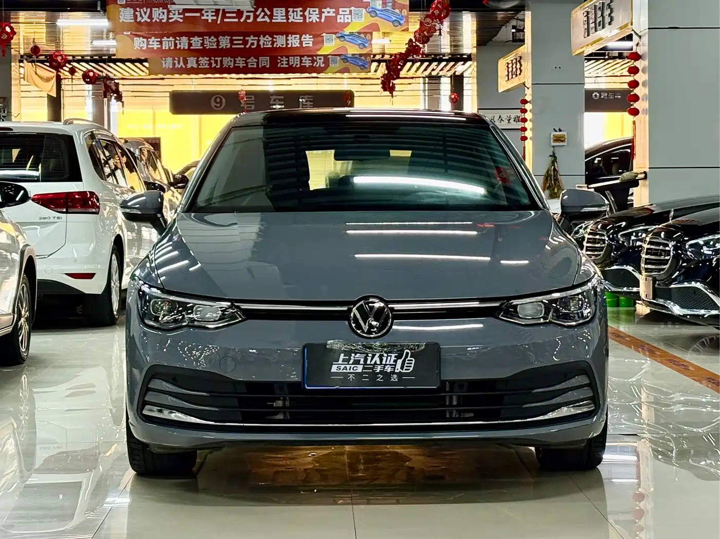 Volkswagen Golf 2023 280TSI DSG Pro 20th Anniversary Edition фото 2