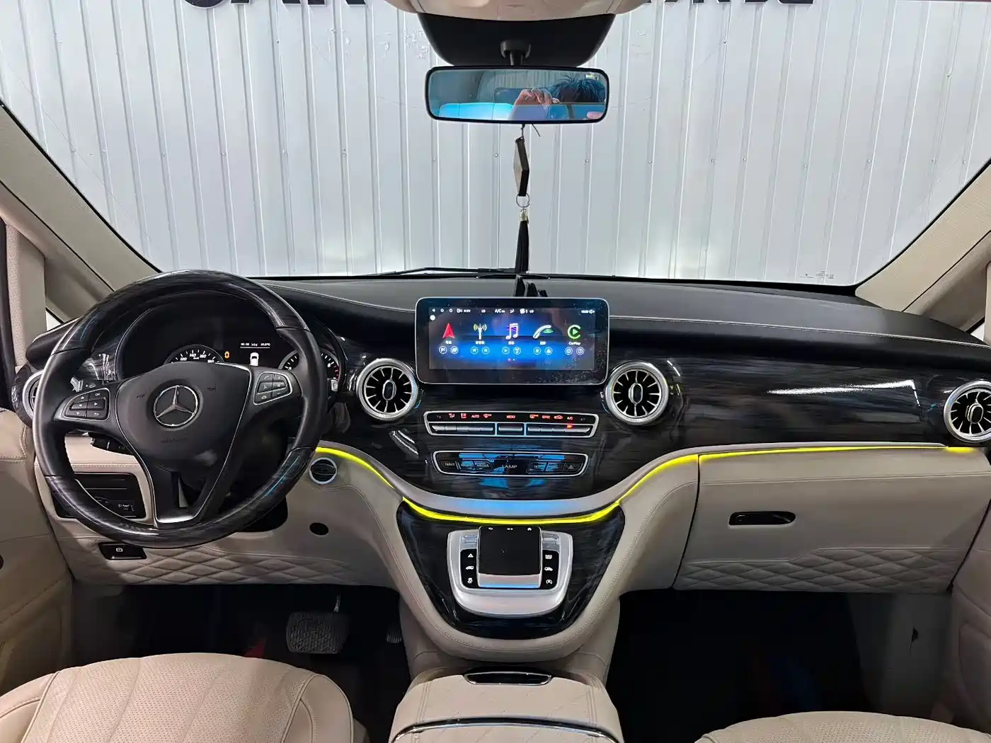 Mercedes-Benz Vito 2023 2.0T Business 7-Seater фото 4
