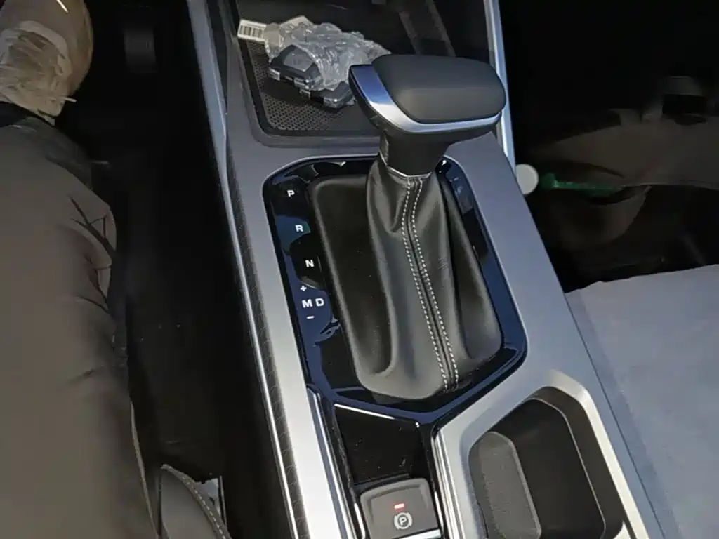 GEELY AUTOMOBILE EMGRAND