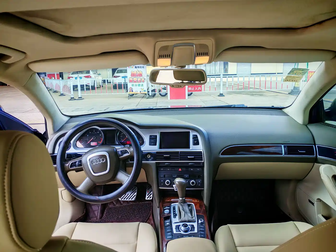 Audi A6L 2010 2.8 FSI Luxury фото 9
