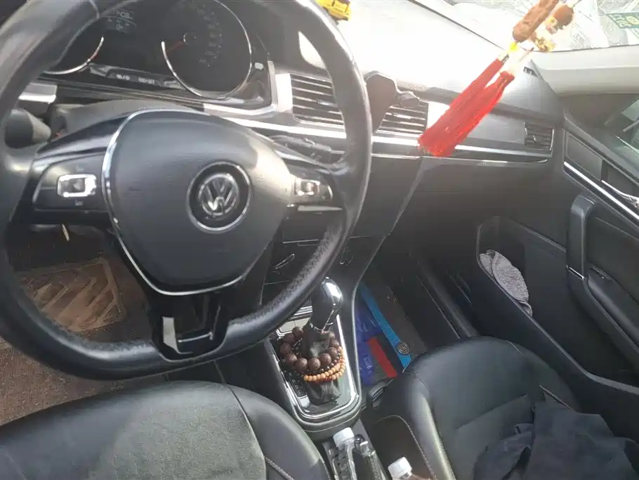 Volkswagen Bora 2018 1.5L Automatic Comfort фото 12