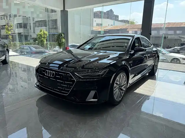 Audi A7L 2024 45TFSI S-line Dream Edition Crystal Package