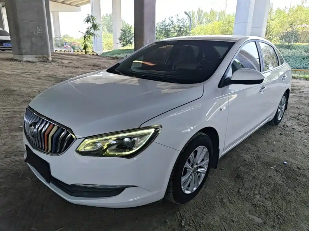Фото 2 - Buick Excelle