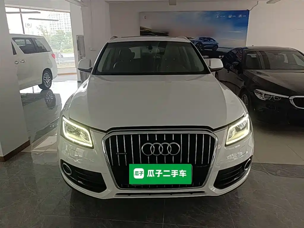 Audi Q5 2015 40 TFSI Technology фото 3