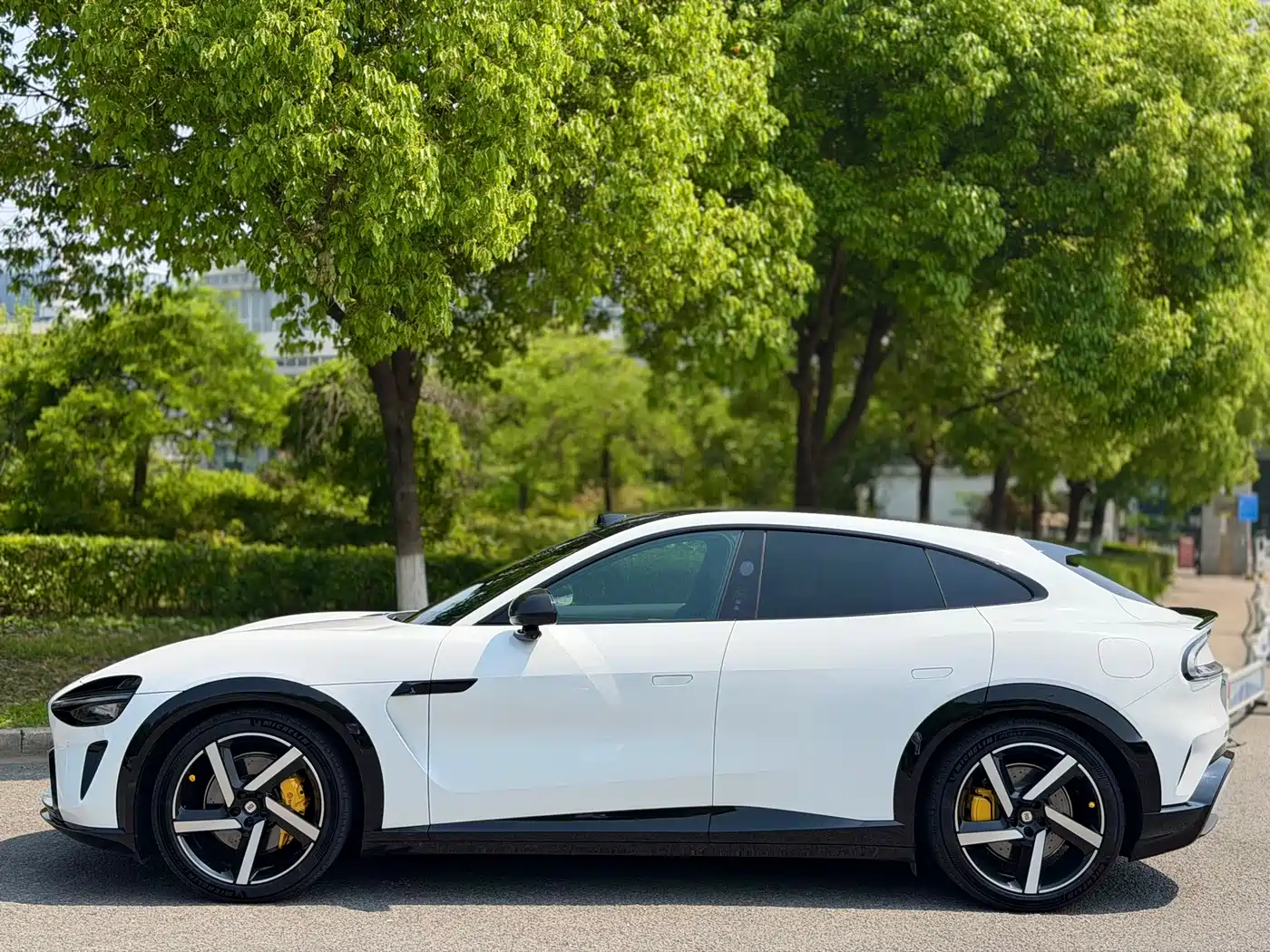 Xiaomi Auto Xiaomi YU7 2025 Ultra Long Range High Performance AWD Max Edition фото 4