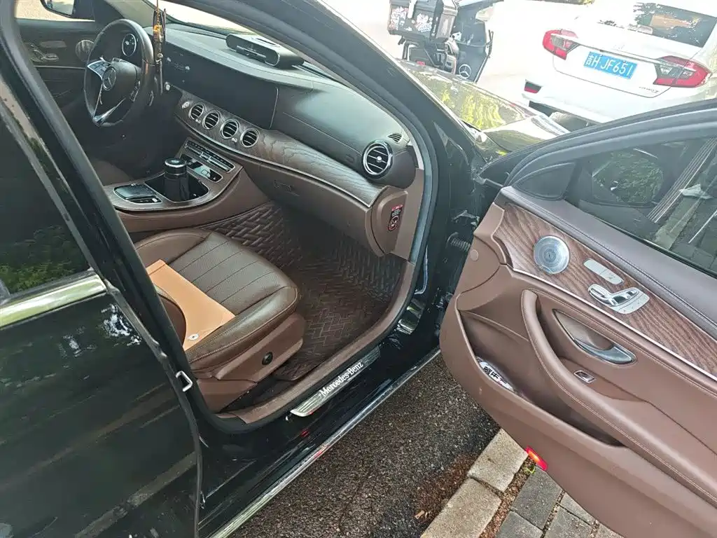 Mercedes-Benz E-Class 2021 E 300 L Luxury фото 20