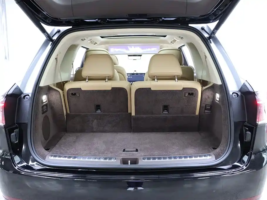 AITO Wenjie AITO M9 2025 Extended Range Ultra 52kWh 6-Seater фото 30