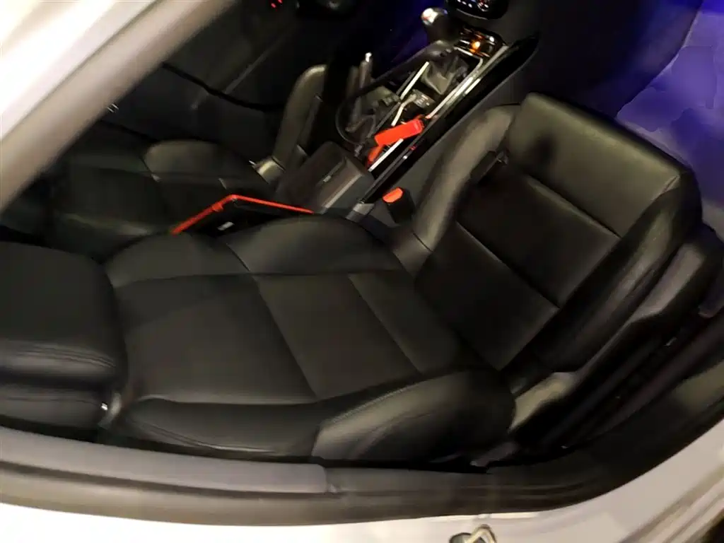 Peugeot 508 2013 2.0L 2nd Anniversary Auto Sunroof Classic Edition фото 25