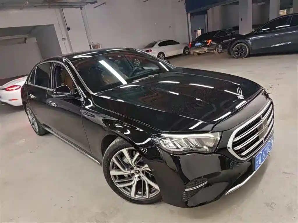 Mercedes-Benz E-Class 2024 E 300 L Fashion фото 2