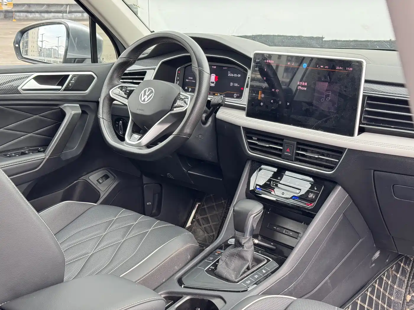 Volkswagen Tiguan L 2023 Facelift 330TSI Auto FWD R-Line Premium фото 10