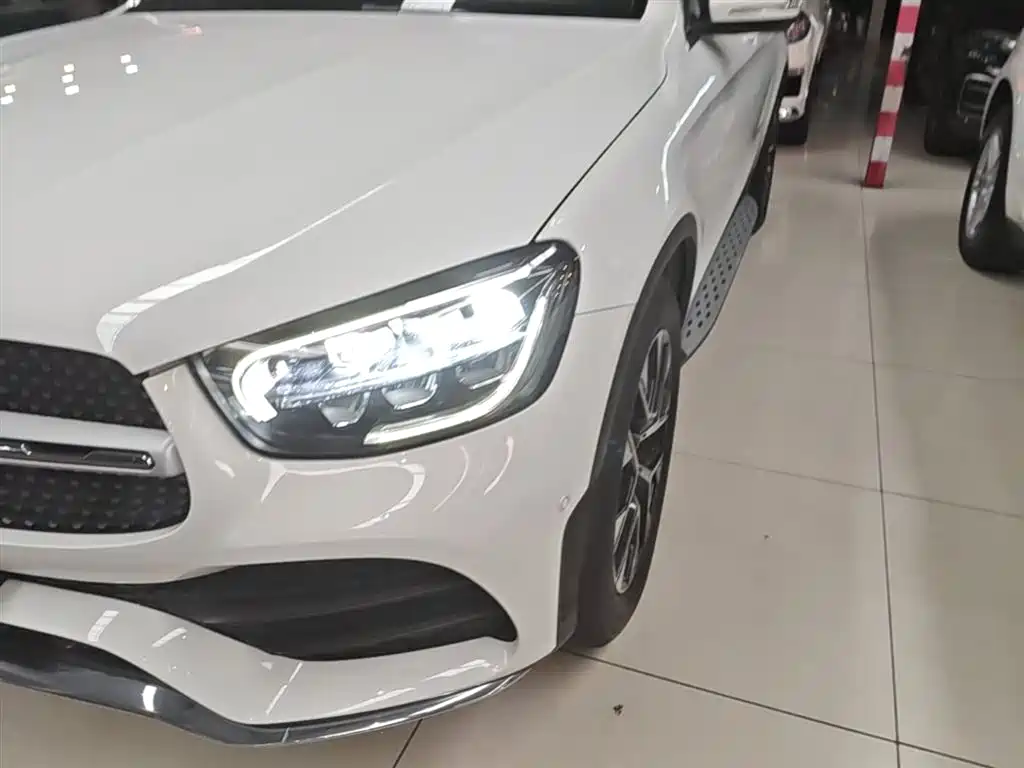 Mercedes-Benz GLC 2020 Facelift GLC 260 L 4MATIC Luxury фото 24
