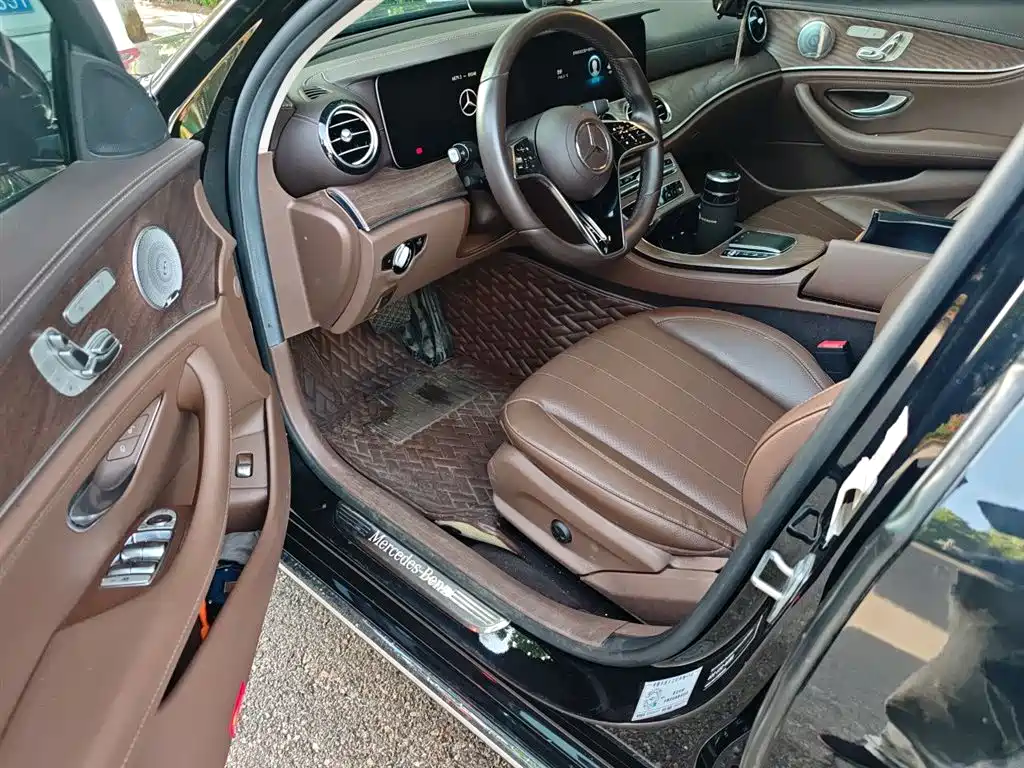 Mercedes-Benz E-Class 2021 E 300 L Luxury фото 14