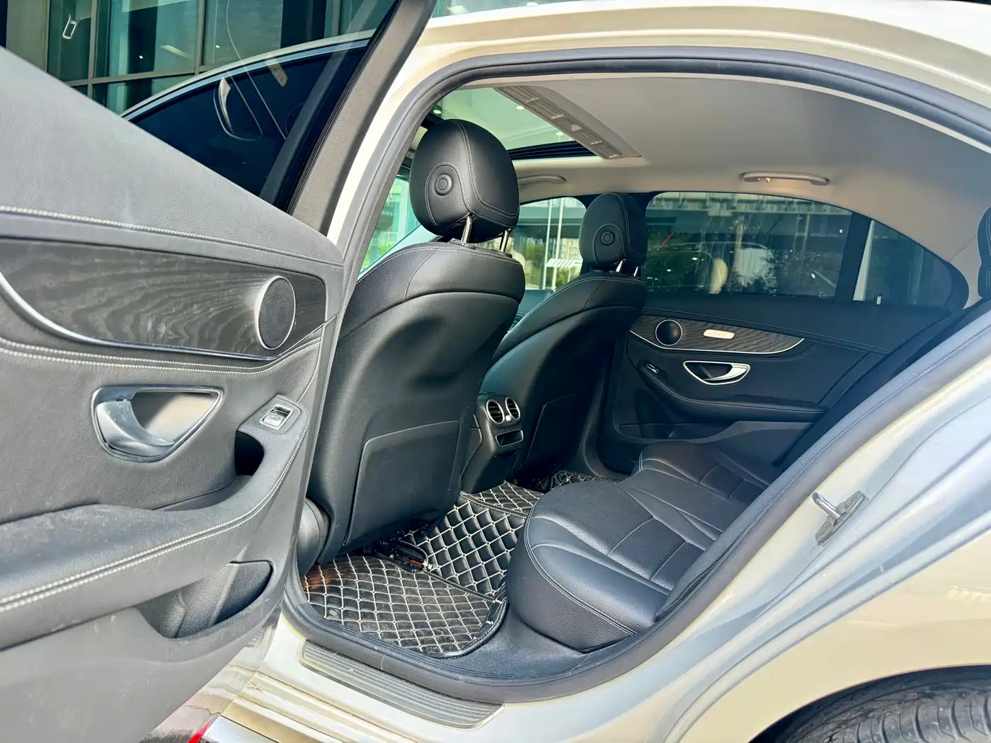 Mercedes-Benz C-Class 2019 C 180 L Fashion Sport Edition фото 4