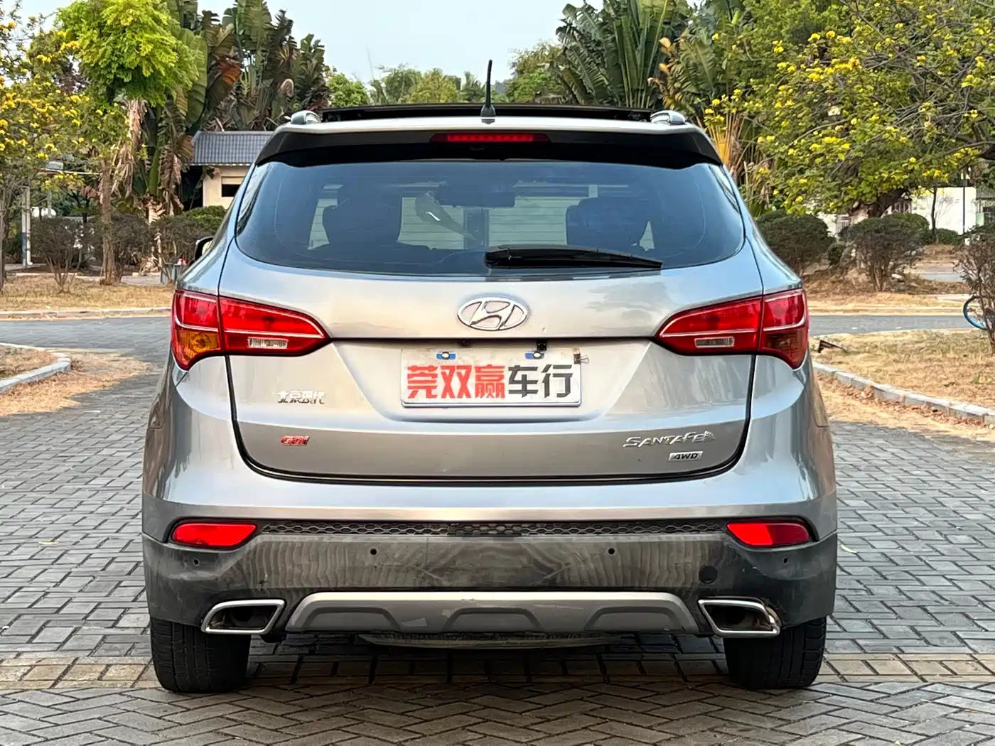 Hyundai Santa Fe 2013 2.4L Automatic AWD Premium фото 6