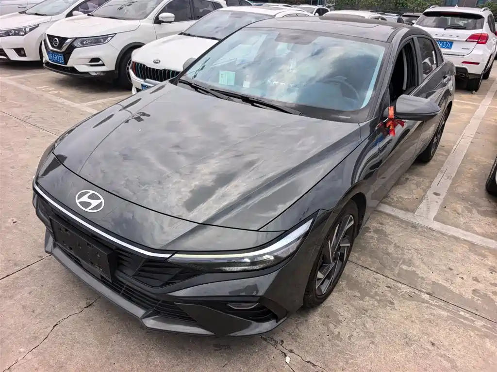 Hyundai Elantra 2023 1.5L CVT GLX Elite Edition
