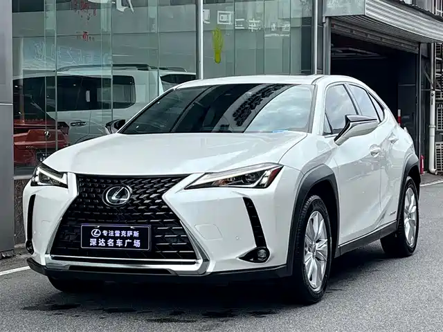 Lexus UX 2020 260h Explore Fun Edition