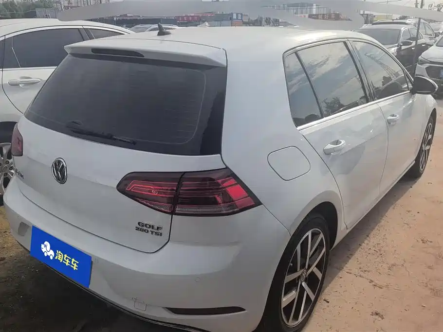 Volkswagen Golf 2020 280TSI DSG Comfort фото 3