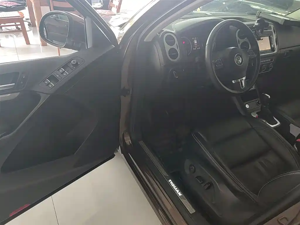 Volkswagen Tiguan 2016 Model 300TSI Automatic 4WD Luxury Edition фото 16