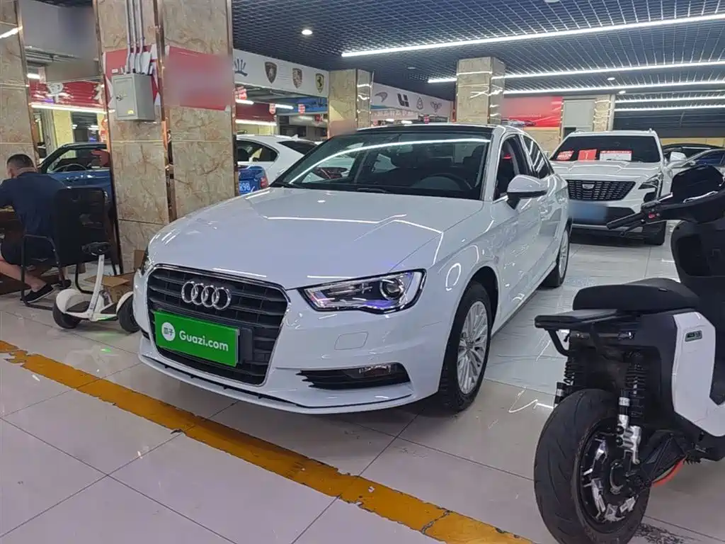 Audi A3 2014 Limousine 35 TFSI Auto Trend фото 2