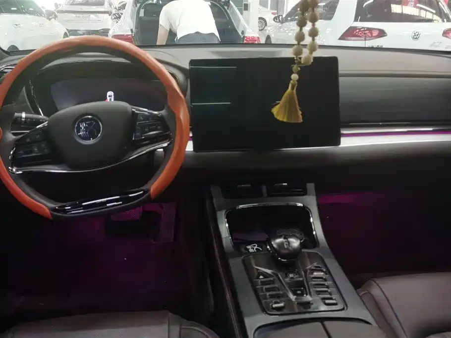 BYD Han 2023 DM-i Champion Edition 121KM Honor фото 12