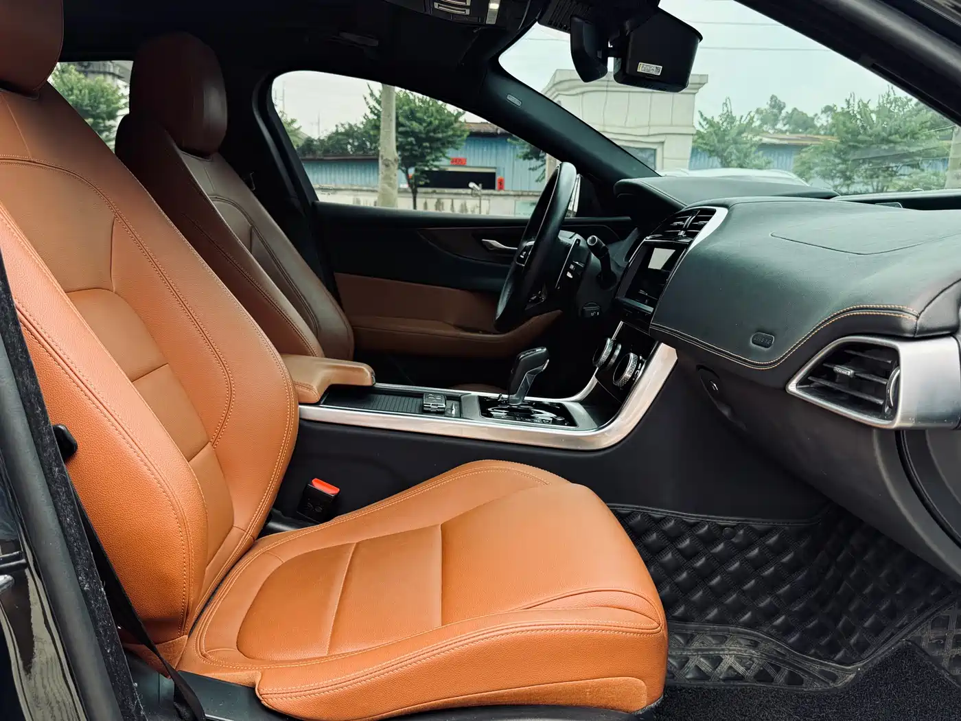 Jaguar XEL 2023 2.0T 250PS R-DYNAMIC S Progressive Sport фото 25