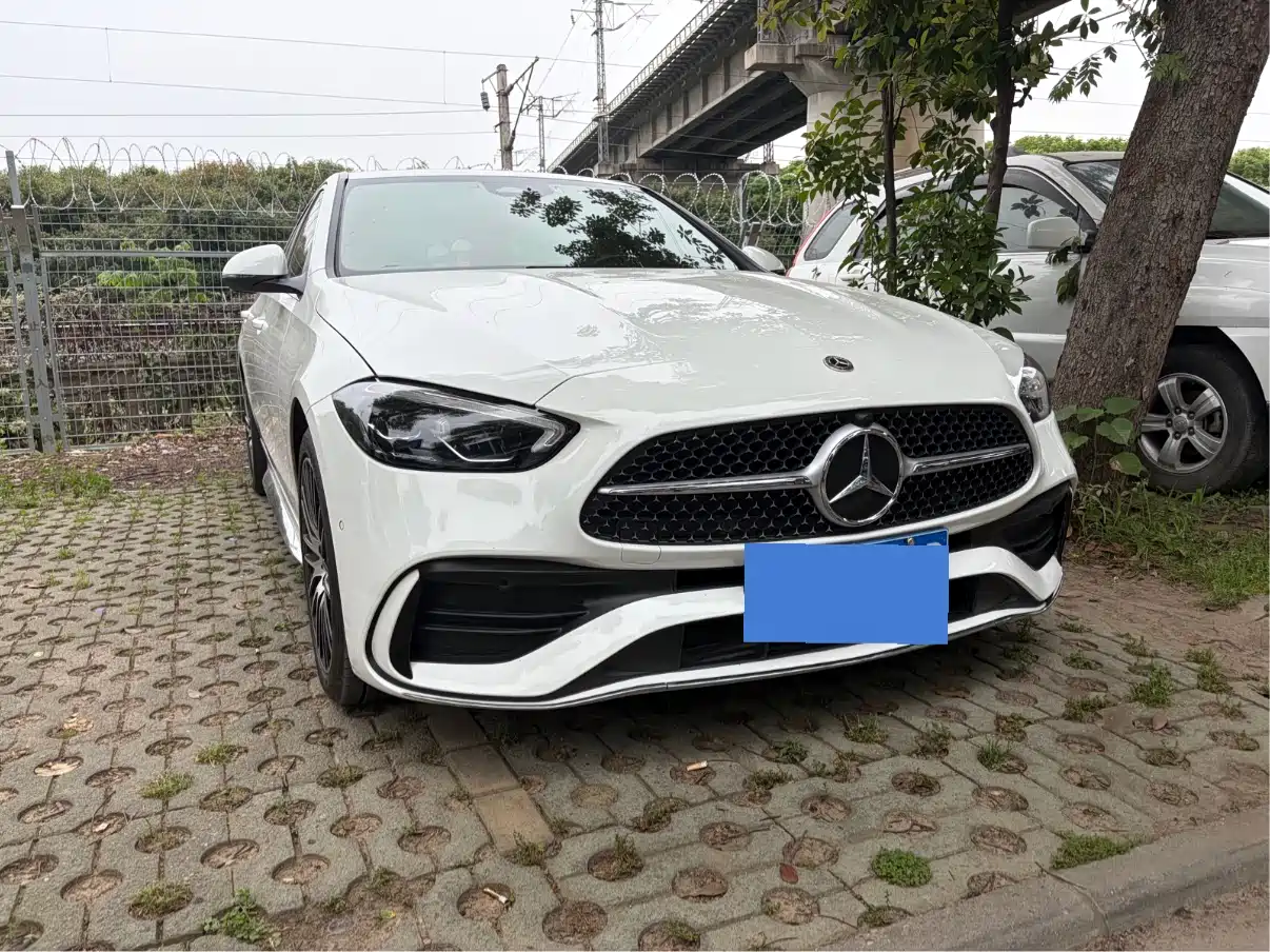 Mercedes-Benz C-Class 2023 C 200 L Sport фото 3