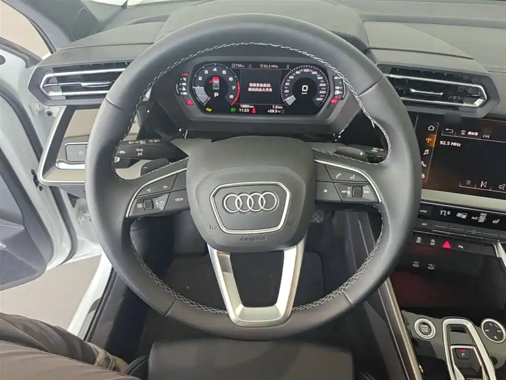 Audi A3 2025 A3L Limousine 35TFSI Flying Premium фото 17