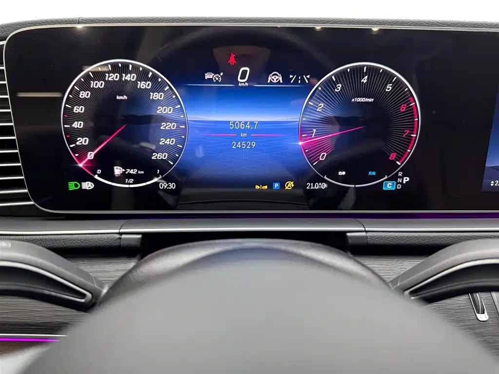 Mercedes-Benz GLS 2024 GLS 450 4MATIC Fashion Edition фото 11